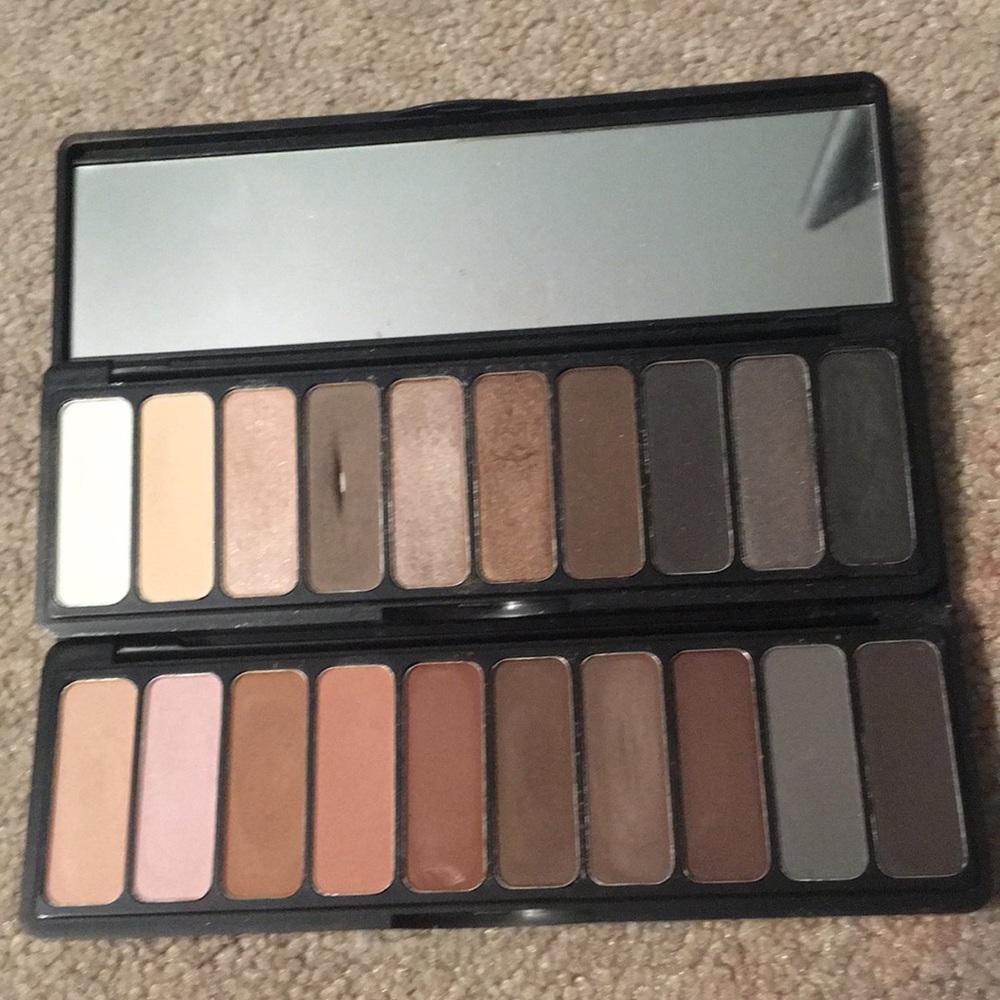 ELF eyeshadow palettes
